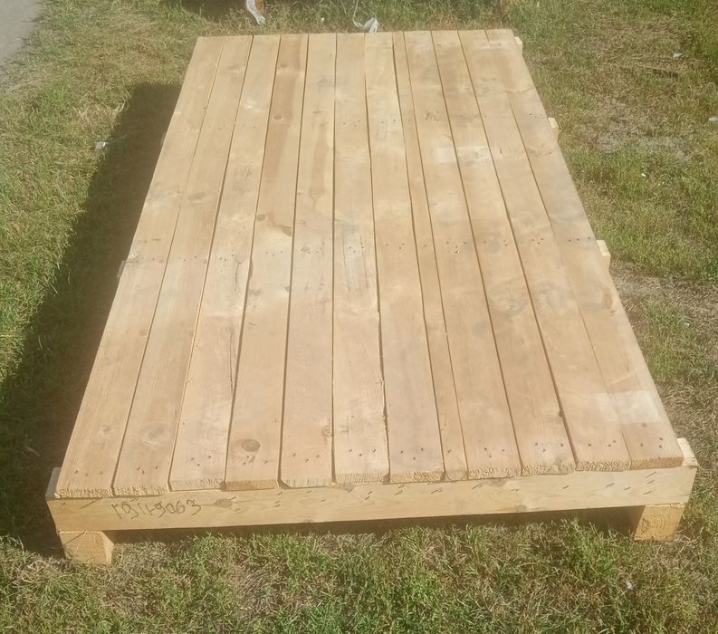 Podest drewniany 2,35x1,20 (2 sztuki)