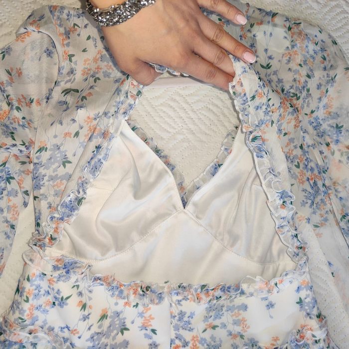 Sukienka kwiatki święta zwiewna plecy Zimmerman piękna tanio rozenek