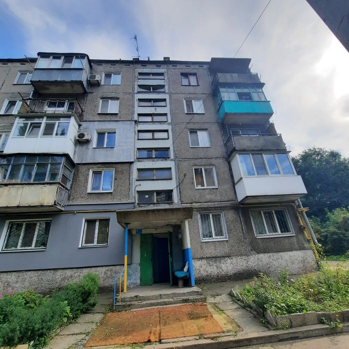 2 комн расп. 5/5 центр Соцгород