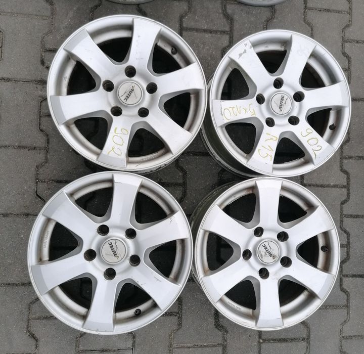 Felgi aluminiowe  BMW 5x120 7x15  ET42  Nr.902