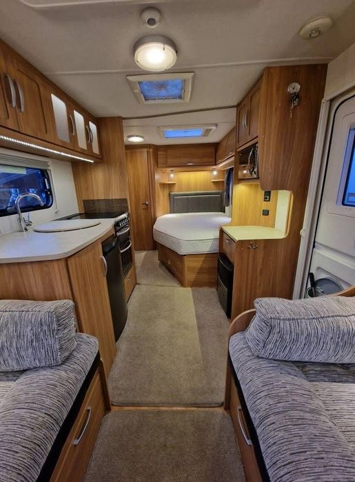 Przyczepa kempingowa Lunar Ultima 2012r