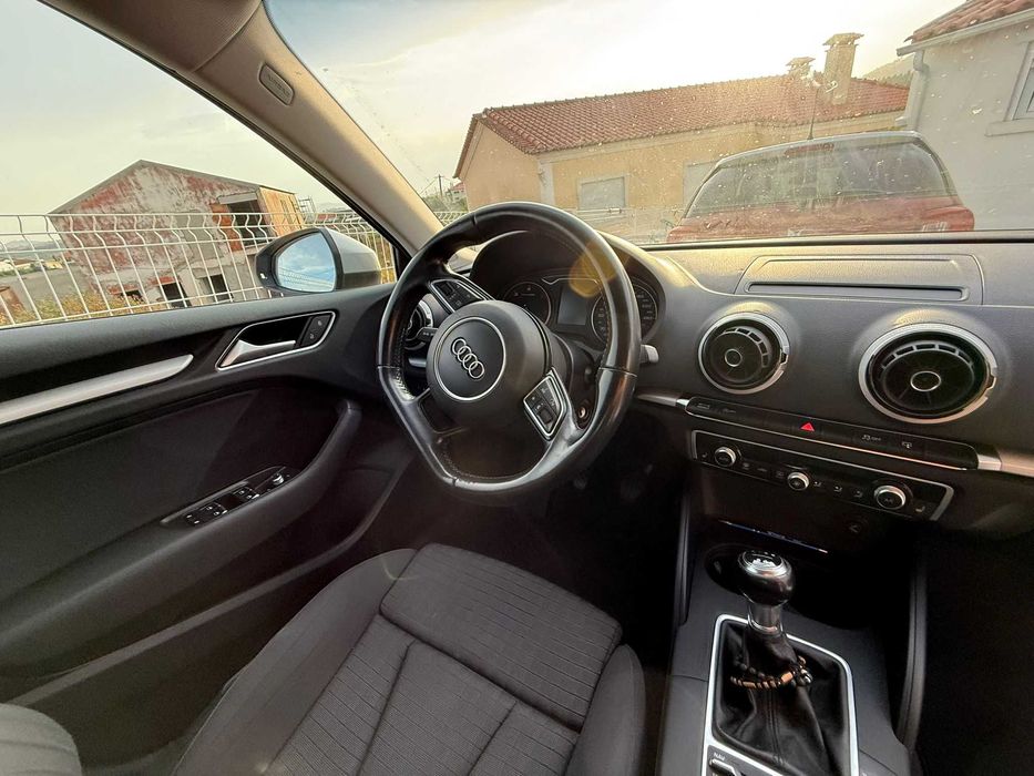 AUDI A3 Limousine 2015  2.0 150CV