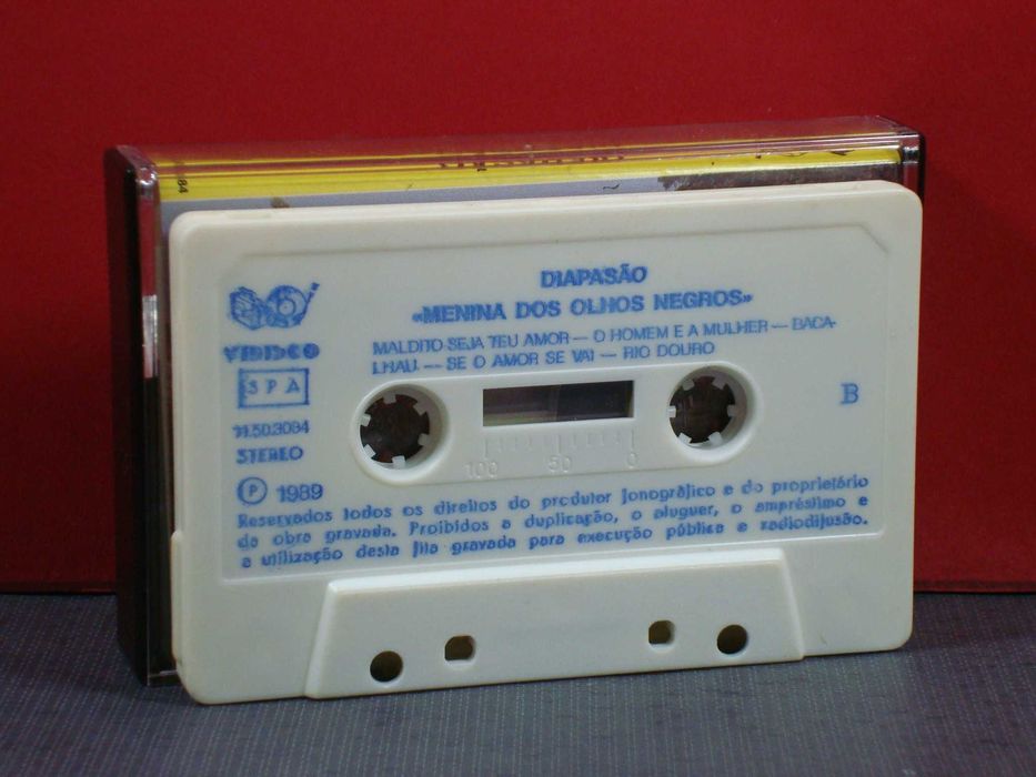 Agrupamento Musical Diapasão - Menina Dos Olhos Negros / Cassete / NM