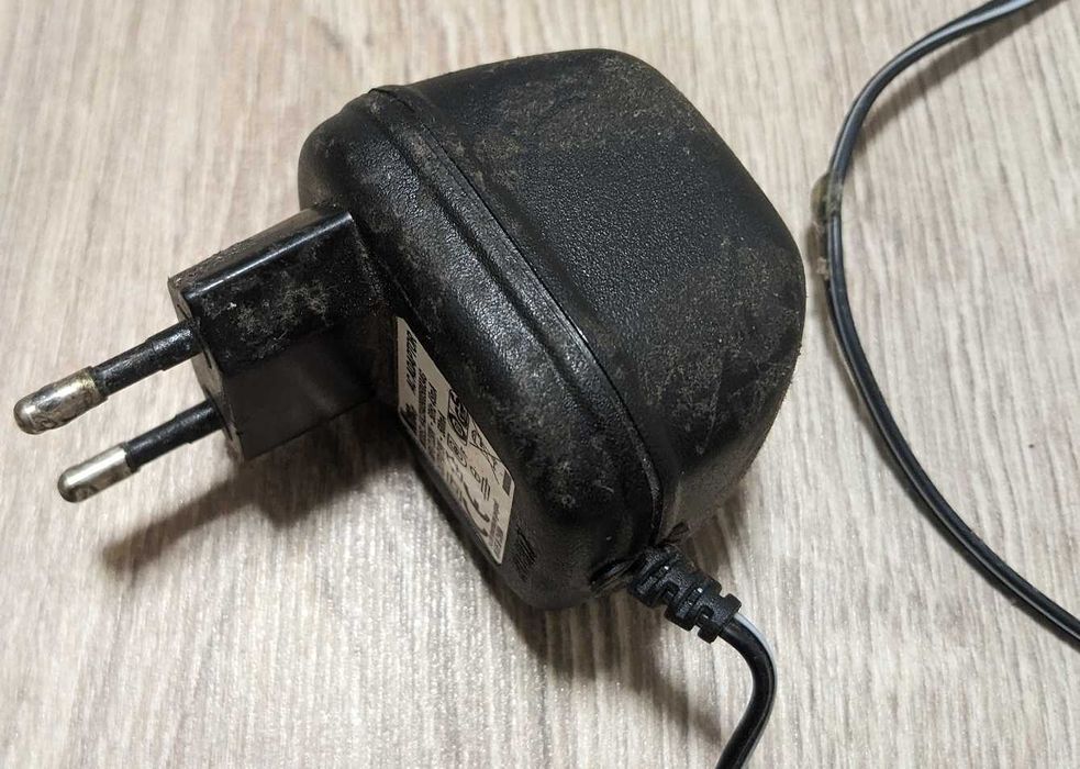Блок питания 9V 500mA