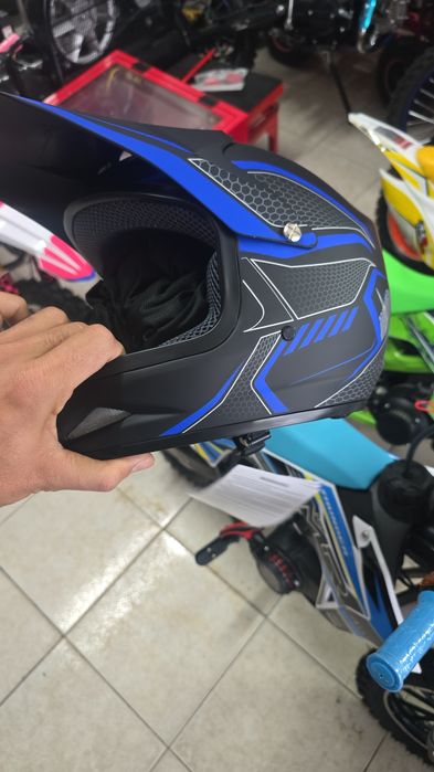 Capacete universal para criança novos