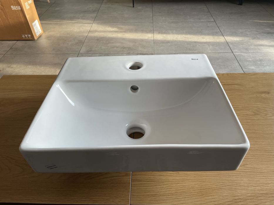 Umywalka scienna Roca Ona Compacto 40cm x 32cm