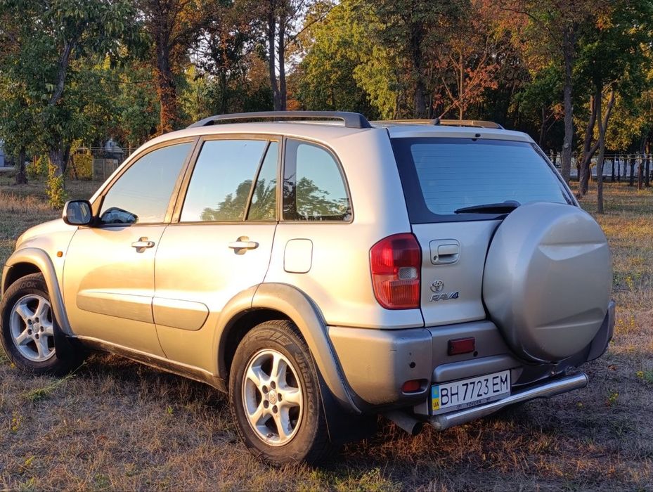 Продам Toyota Rav 4