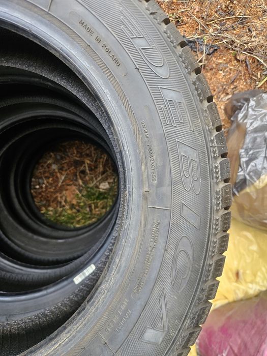 Opony zimowe 185/65R15 DĘBICA 2 sztuki