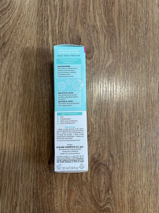 Eveline Skoncentrowana Formuła Serum Tuszujące Niedoskonałości 30 ml
