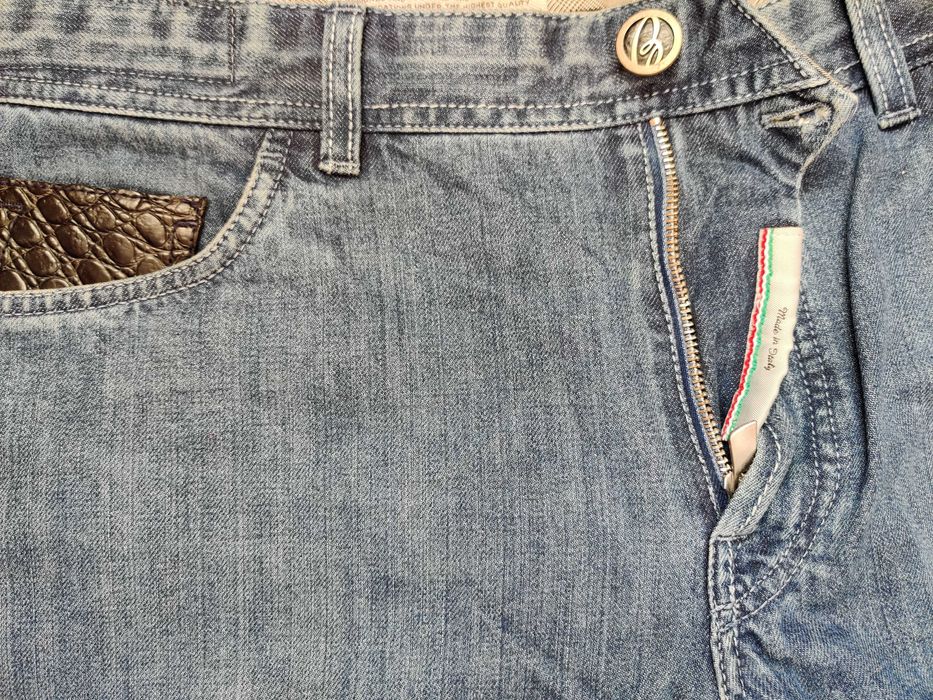 Brioni джинсы прямого кроя с отделкой из кожи крокодила