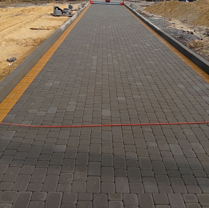 Укладка тротуарной плитки
