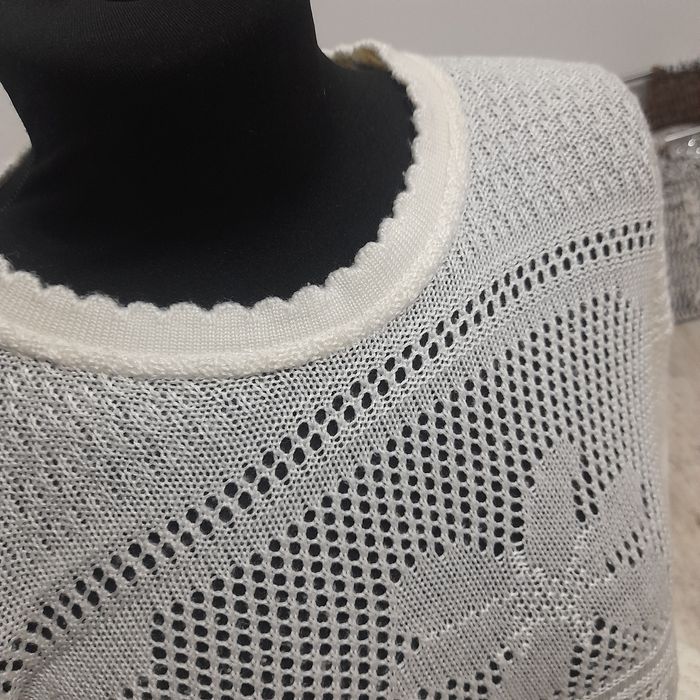 Kremowy sweterek vintage M