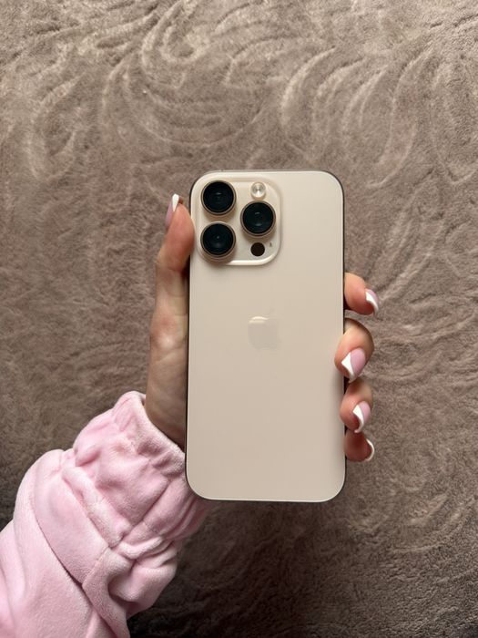 Iphone 16 pro desert titanium 256