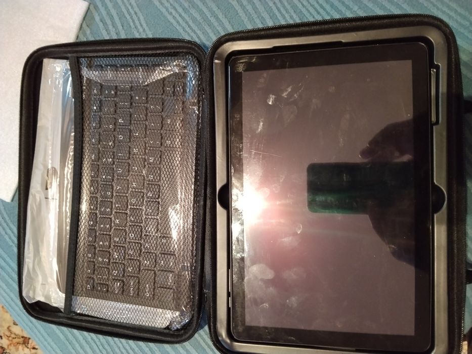 Tablet 5g ... 12gb RAM / 512 gb de disco.