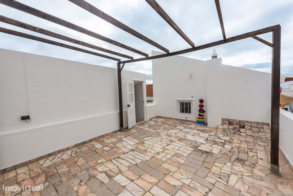 Moradia da aldeia com anexo - Mexilhoeira Grande