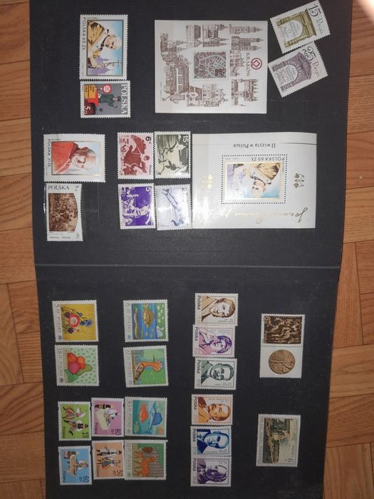 Album- klaser z znaczkami Polska