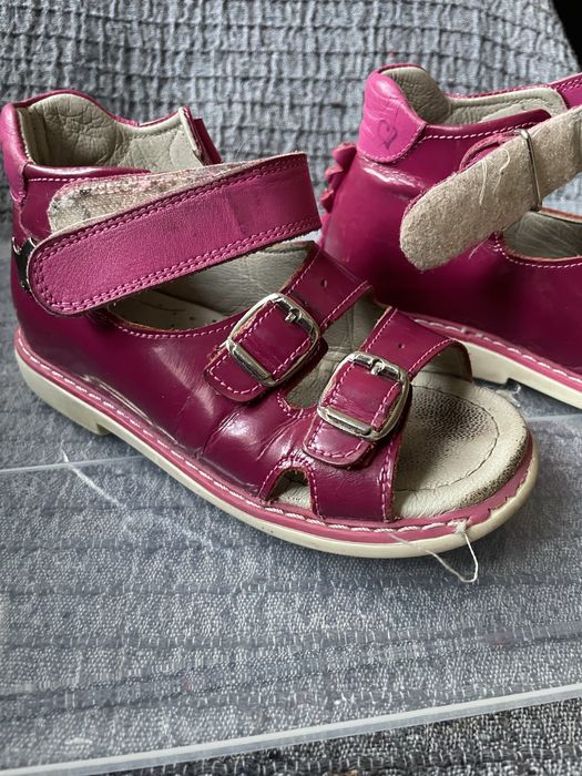 Ortopedyczne sandały Happy steps 27