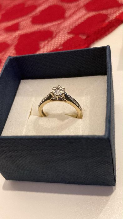 Pierścionek złoto żółte i białe