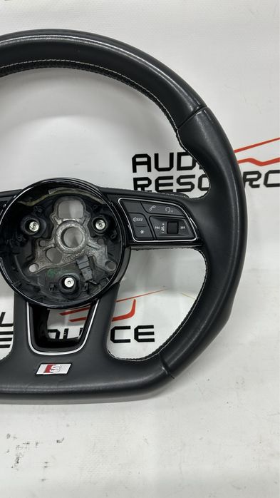 Руль скошений Audi S4 B9 / A4 B9 / A5 кермо АУДі