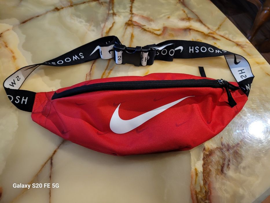 Nike saszetka nerka