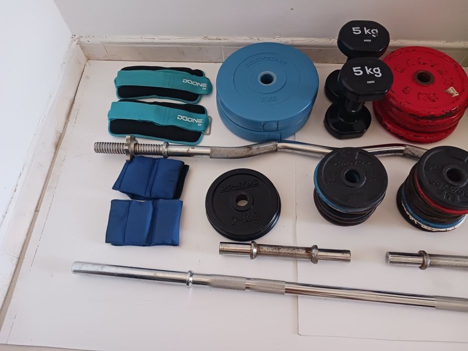 Material de musculação impecável