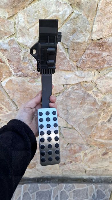 Acelerado eletrico mercedes benz w246