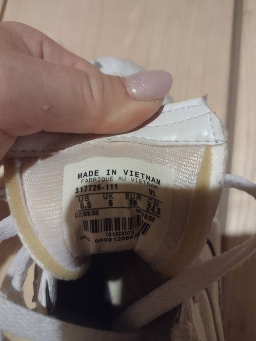 Buty piłkarskie korki Nike rozm 39