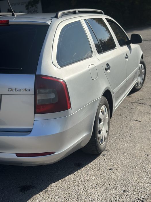 Продам Шкоду Октавія