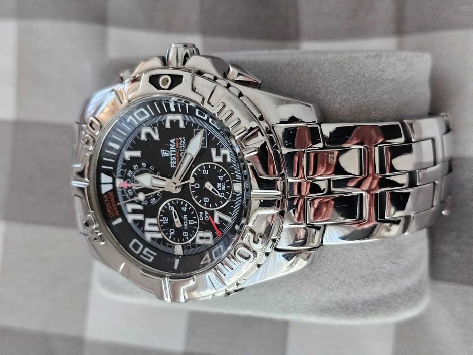Relogio Festina  Swiss Made Cronometro VALOR NA LOJA 400 EUROS..