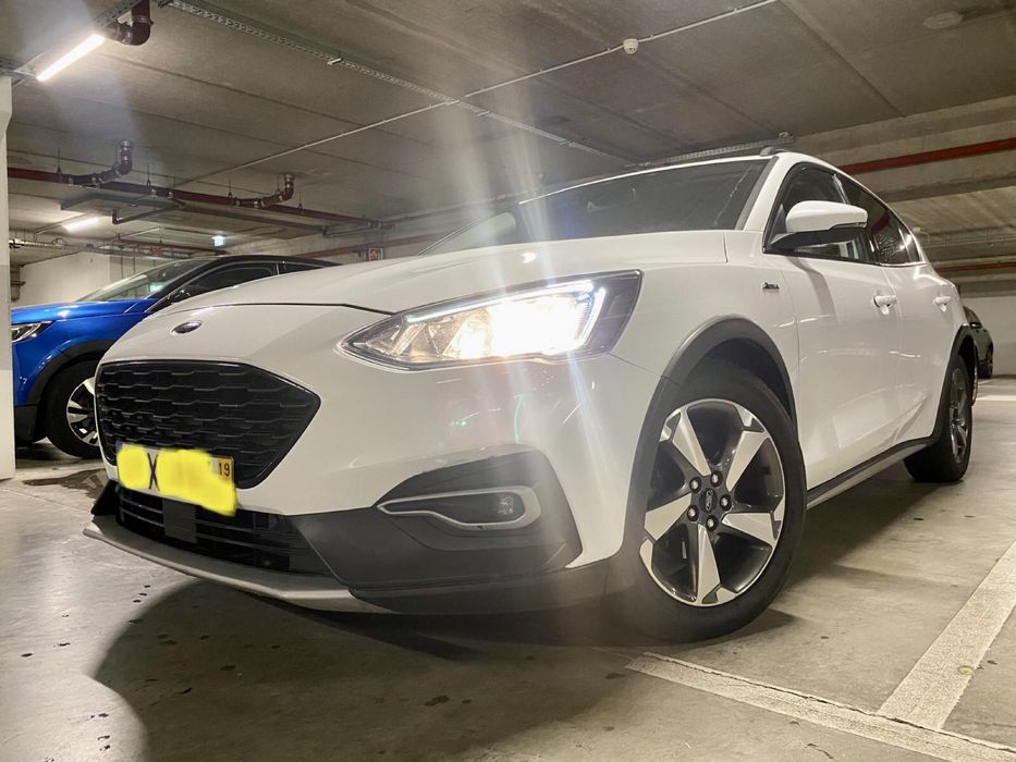 Ford Focus SUV Crossover - Diesel - ACTIVE X