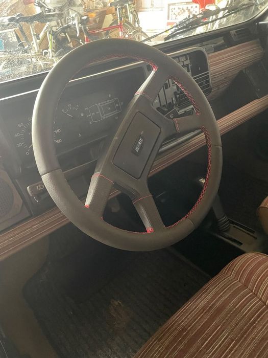 Fiat Panda Auto wyposażone w całkowicie oryginalne części.