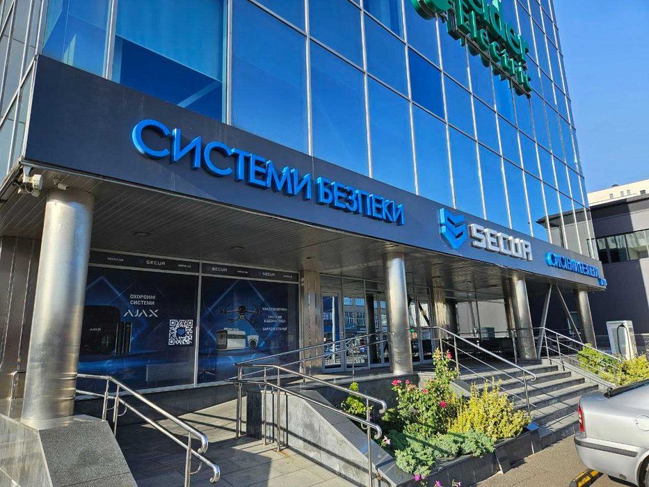 Обшивка фасадів композитом | Вивіски, LED, лайтбокси Київ