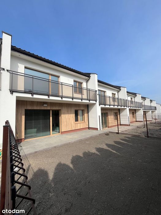 Nowe Mieszkanie 75 M² + Duży Strych(38M²) + 2 Miejsca Parkingowe