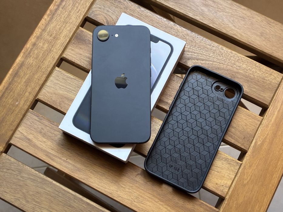 iPhone 16e 128Gb Troca/retoma