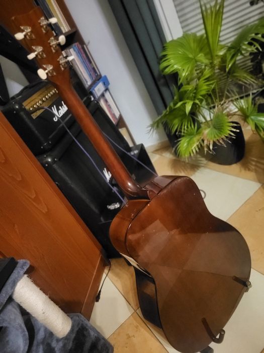 Gitara akustyczna Yamaha