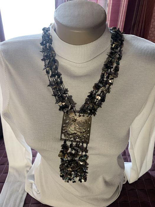 бусы (намисто ) ручна праця