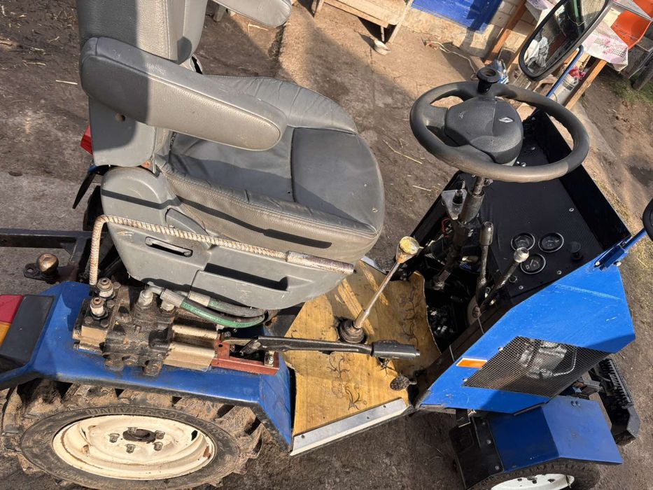 Продається трактор