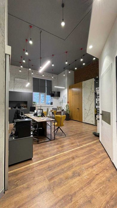 Фасад, вітрина! Топ локація, S=175 з ремонтом Філатова 2/1, Печерськ