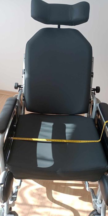 Wózek inwalidzki regulowany oparcie