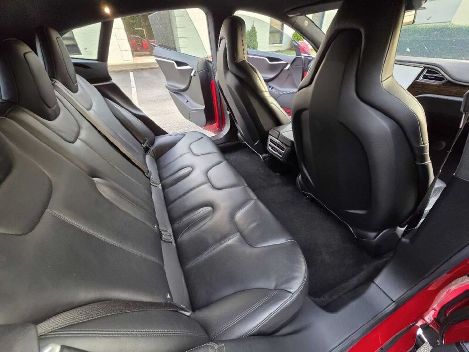 Tesla Model S P100D      2016