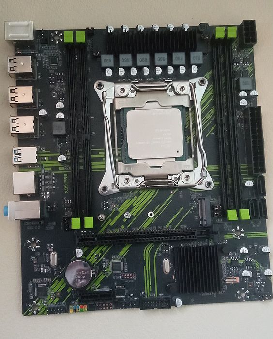 Продам материнську плату Machinist X99 PR9 LGA 2011v3 Intel B85