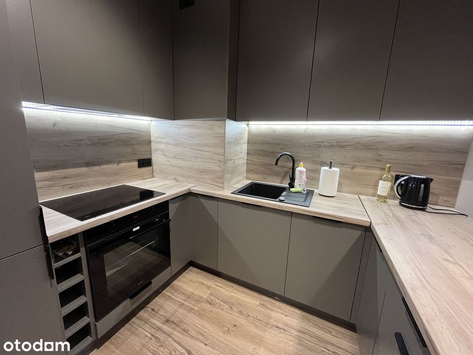 Nowe mieszkanie w centrum, wysoki standard, klimatyzacja, 40m kw. - Widok 2