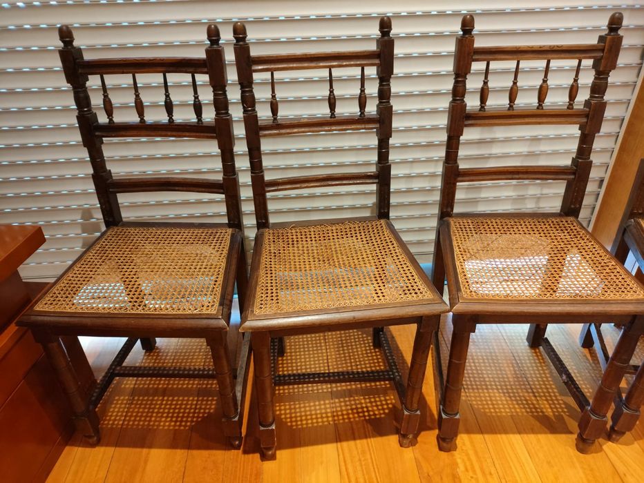 4 Cadeiras antigas