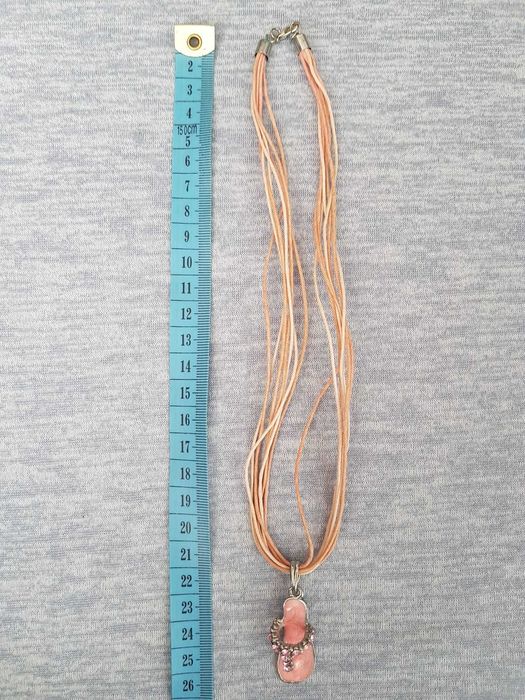 Naszyjnik z zawieszką