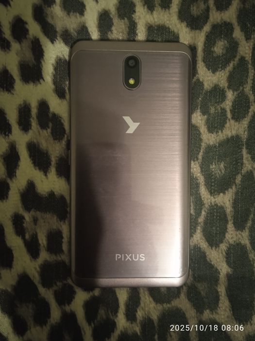 Продам телефон мобільний.