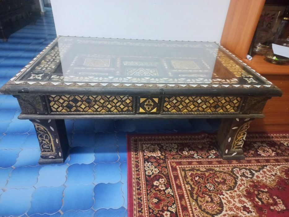 Mesa estilo árabe