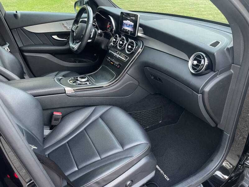 2019 Mercedes-Benz GLC