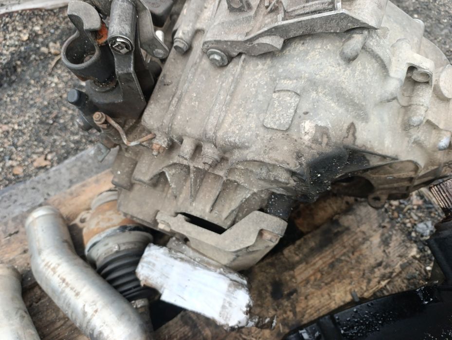 Skrzynia biegów VW t5 2.5 TDI uszkodzona