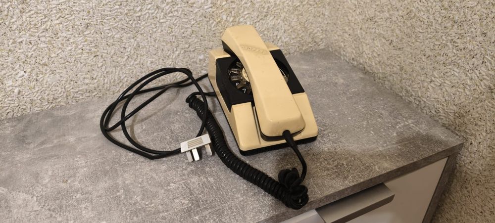 Zestaw telefonów  PRL