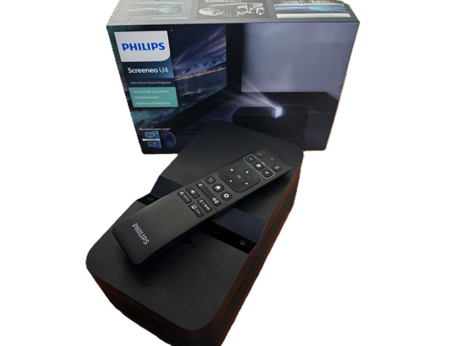 Projektor LED Philips Screeneo U4 – komplet, stan bardzo dobry